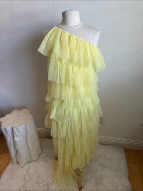 Sonya Ravenna Gown One-Shoulder Tiered Tulle Formal Dress